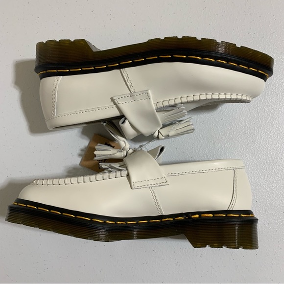 The Dr. Martens Adrian Yellow Stitch Leather Tassel Loafers-Size 7 NWT - Picture 10 of 12